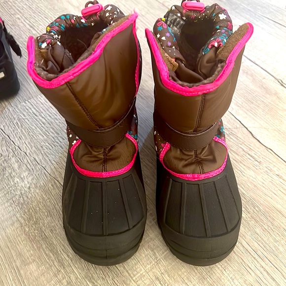 Girls snow boots - Picture 1 of 2